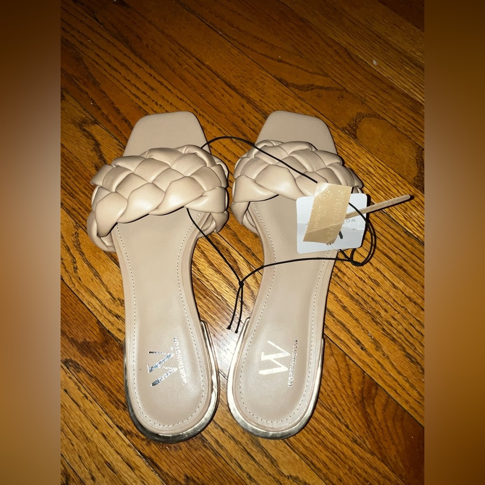 Tan sandals for summer